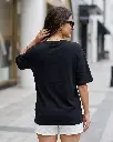 Black-Women's-Oversized-T-Shirt-220-GSM-back.webp